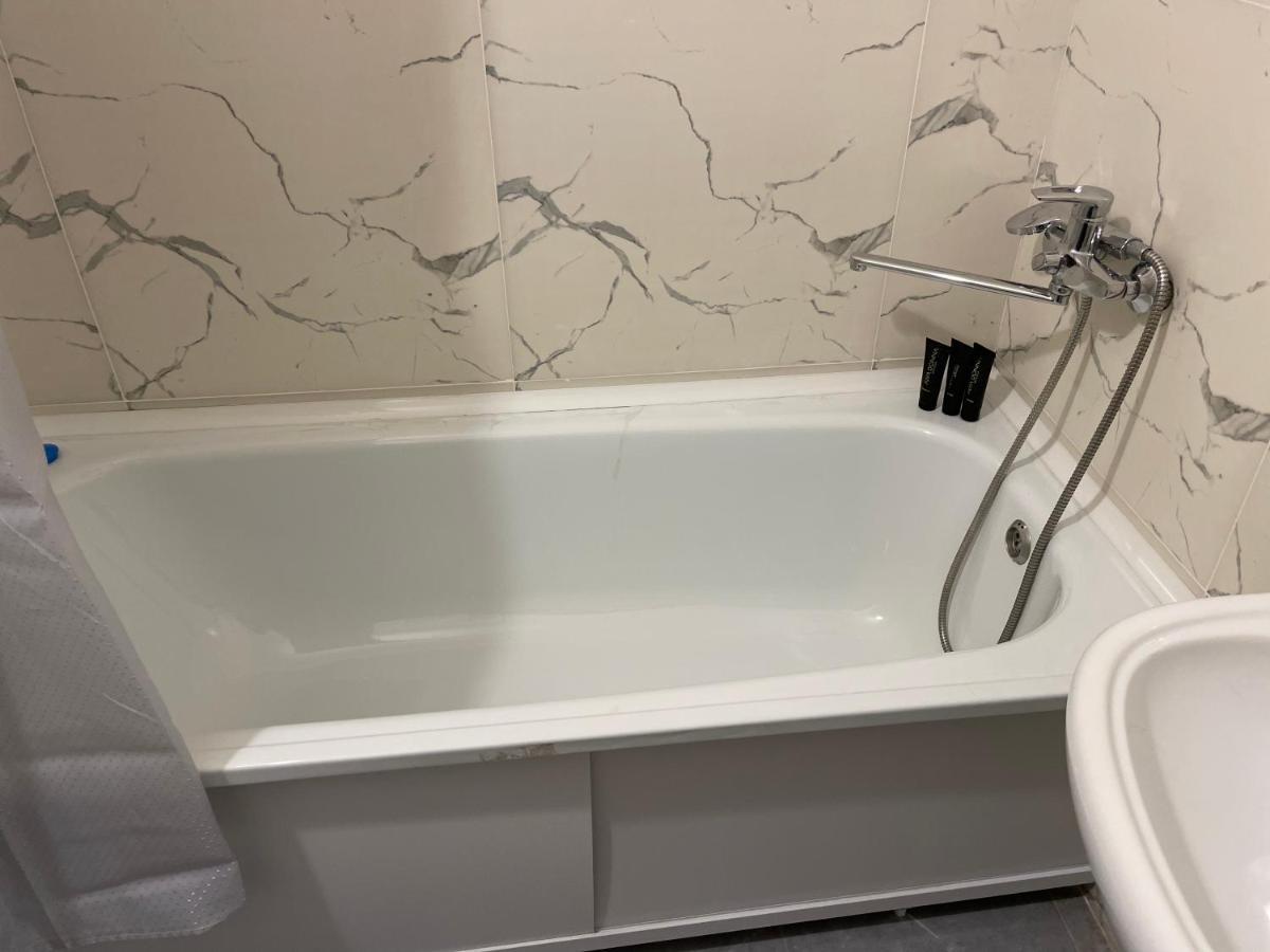 Арбат Apartment Almati Kültér fotó